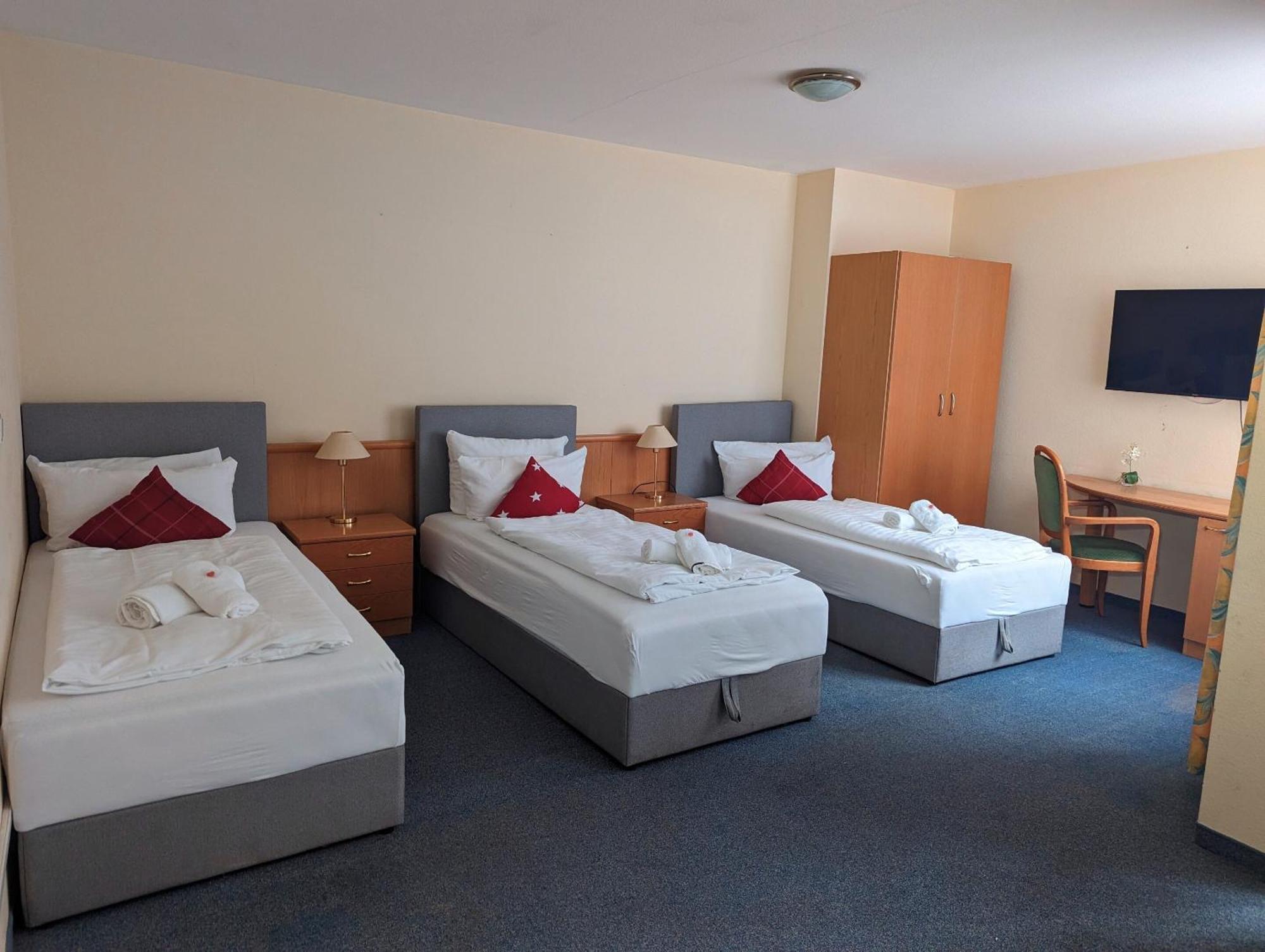 Hotel Schiff Rastatt Quarto foto